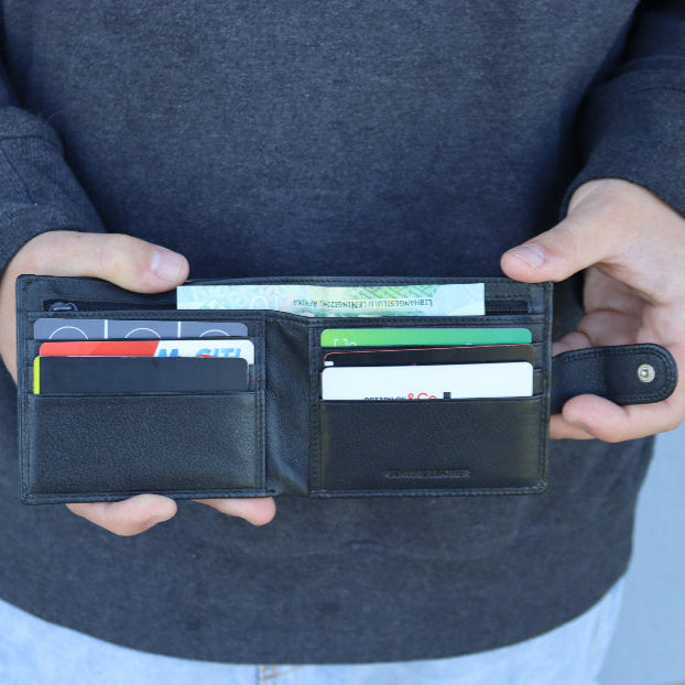Axis Wallet