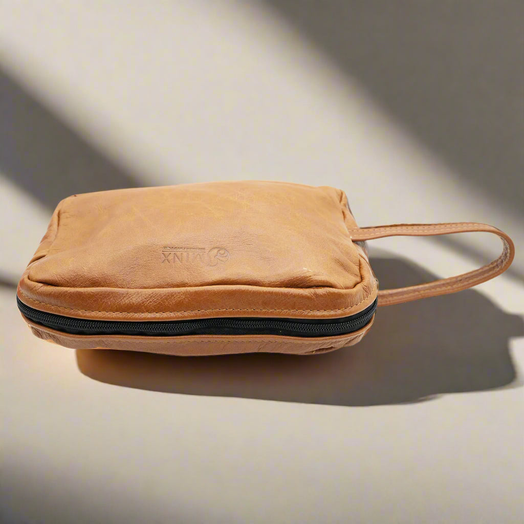 Dino Leather Toiletry Bag Gift Set