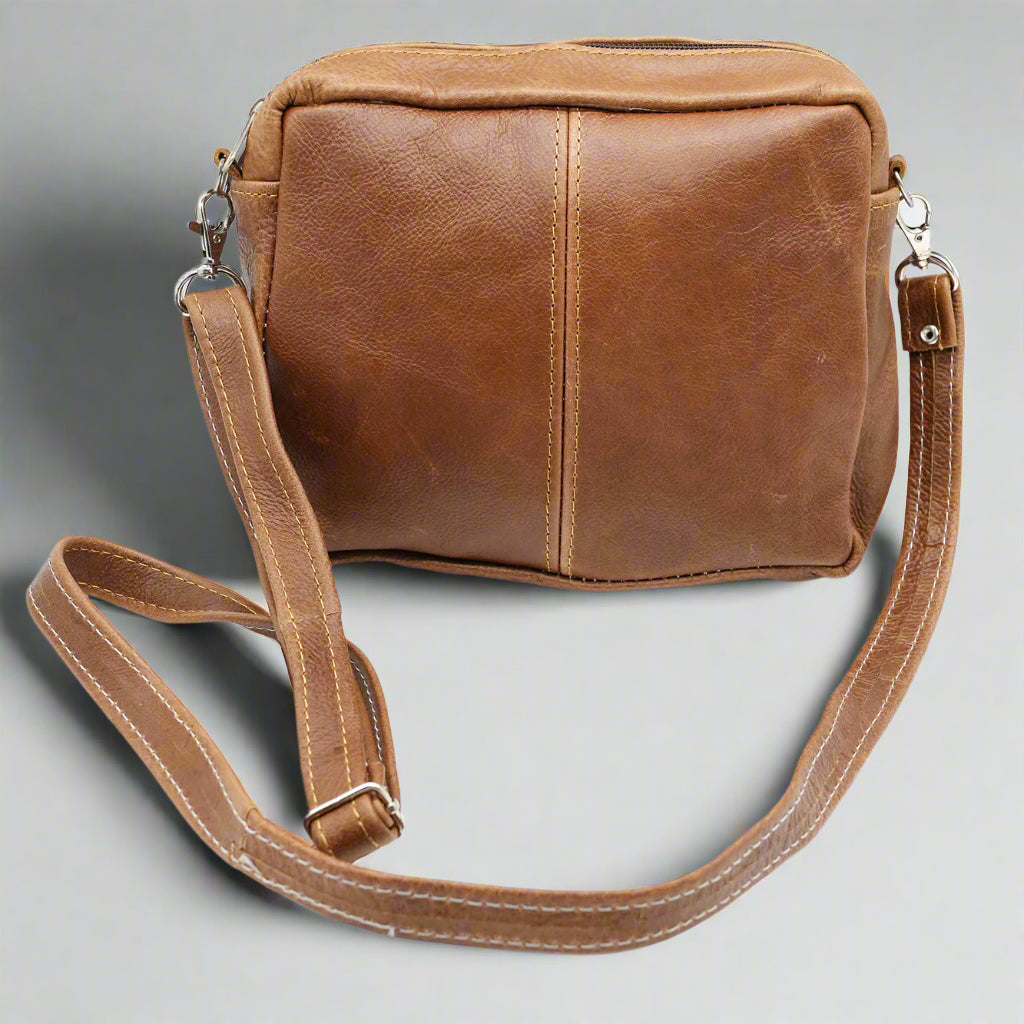O' Kelly Leather Slingbag