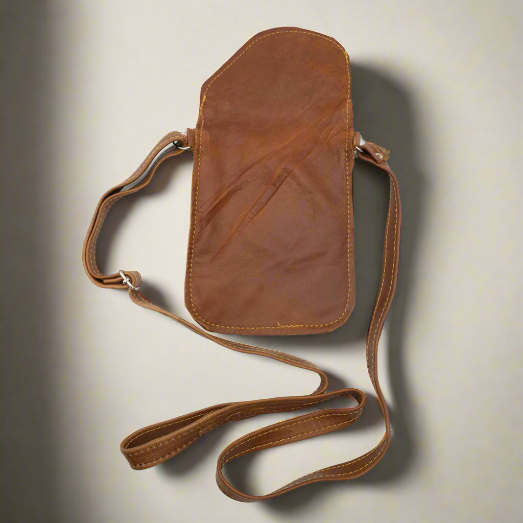 Mobile phone pouch