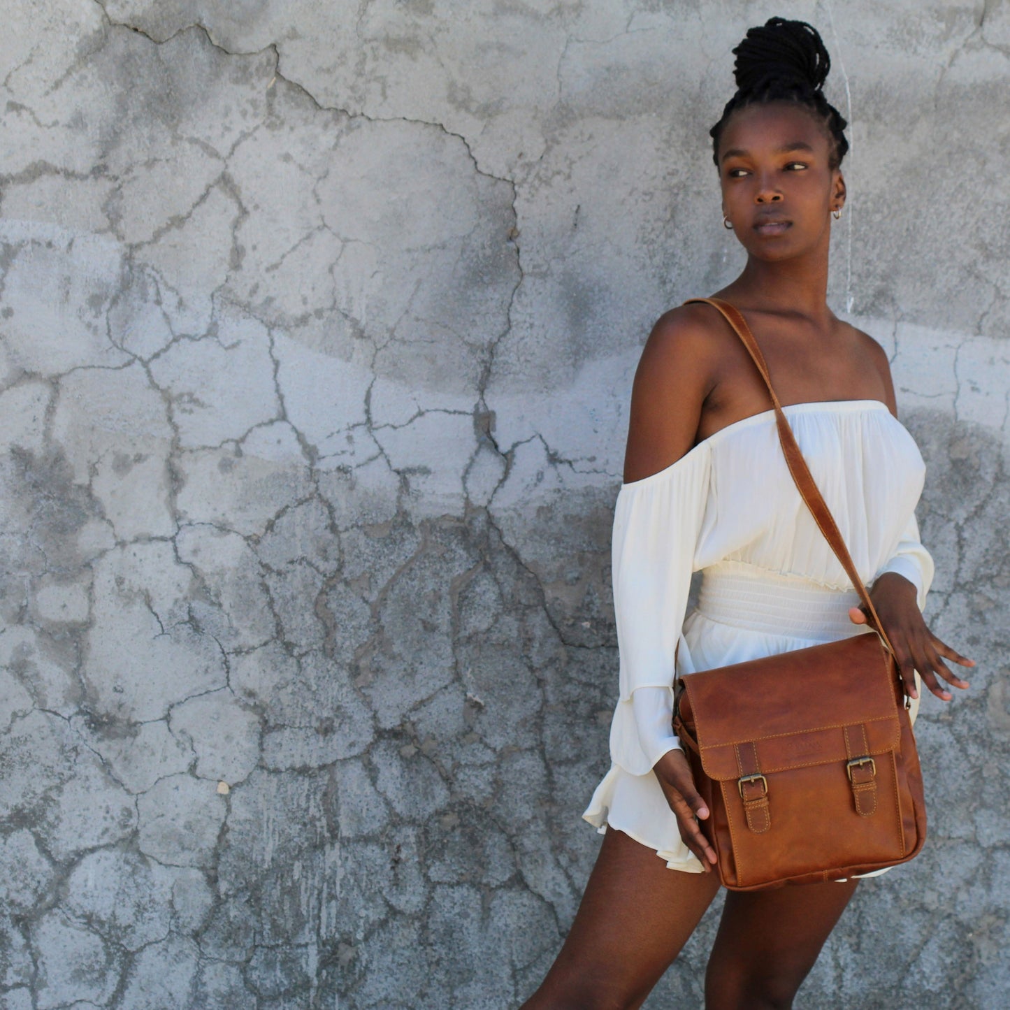 Jessie Leather Messenger Bag