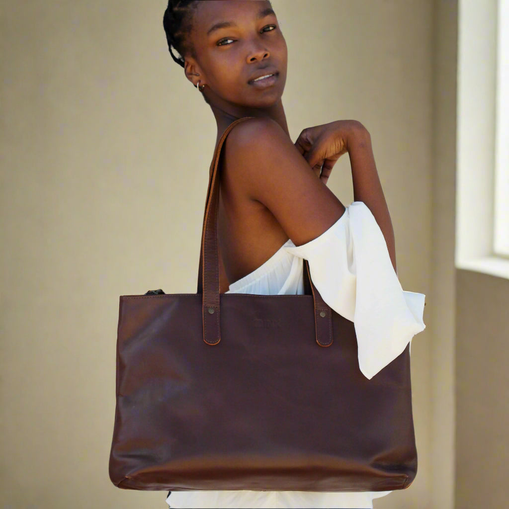 Miss Rosie Leather Hand / Laptop bag