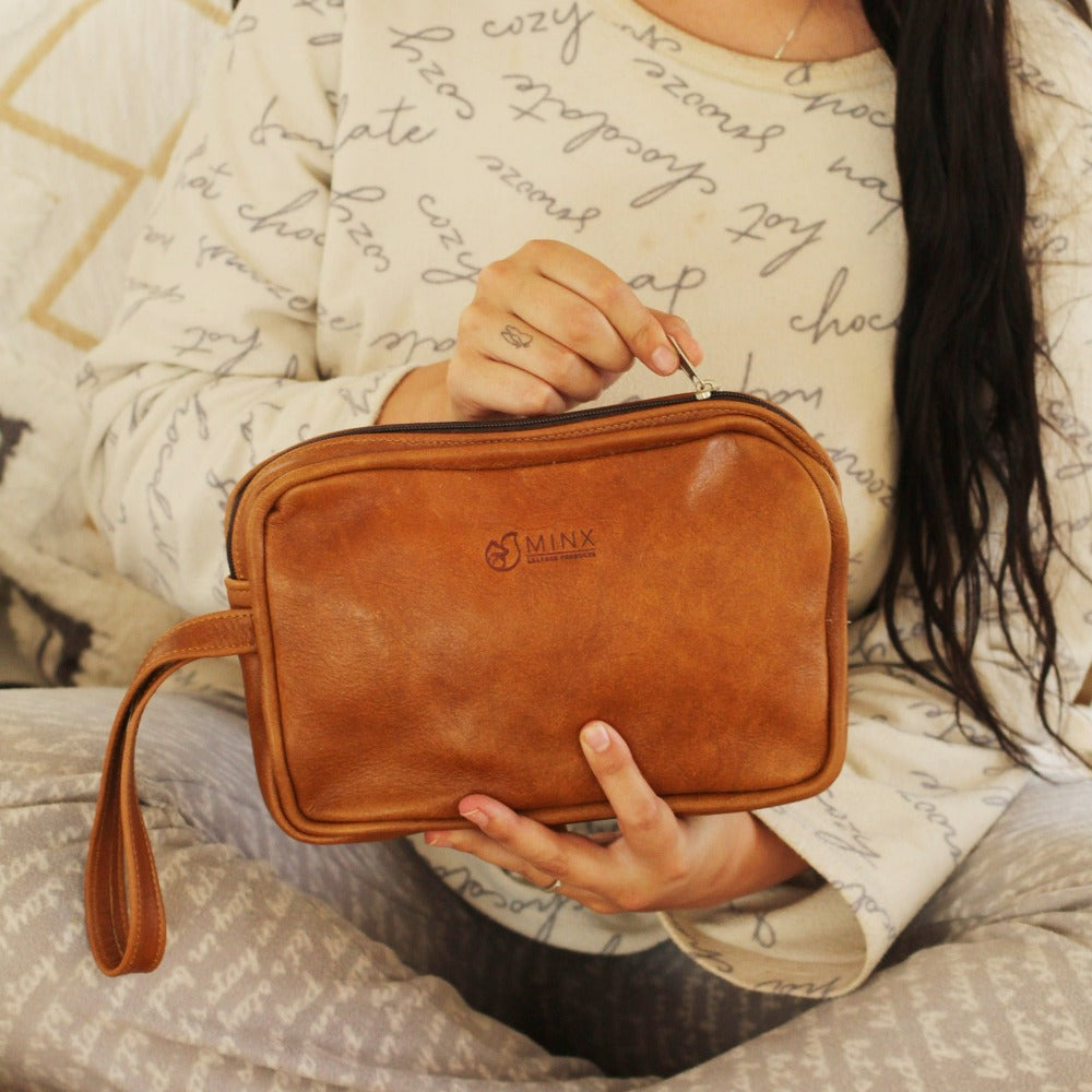 Dino Leather Toiletry Bag Gift Set