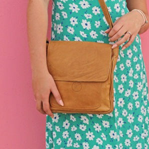 Mini Huxley Leather Hand Bag