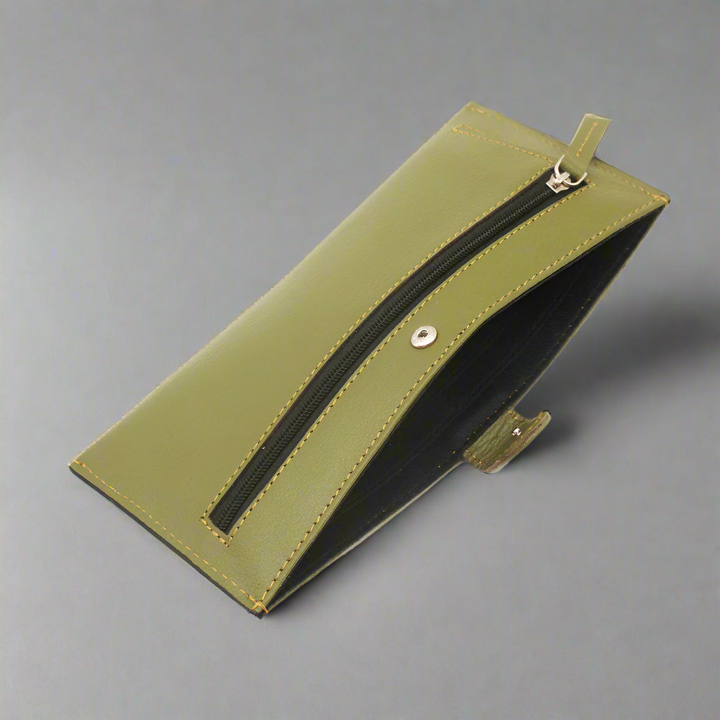Sleek Red Leather Ladies Wallet