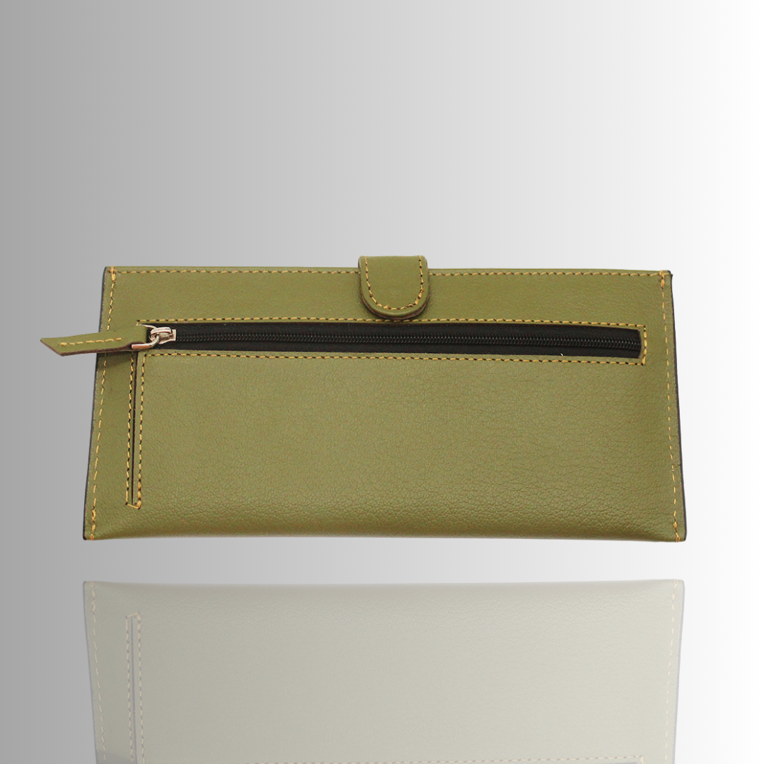 Sleek Green Leather Ladies Wallet