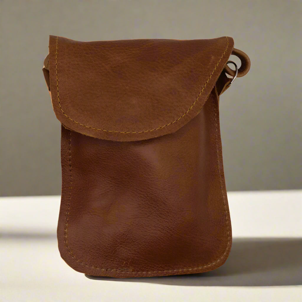 Mobile phone pouch