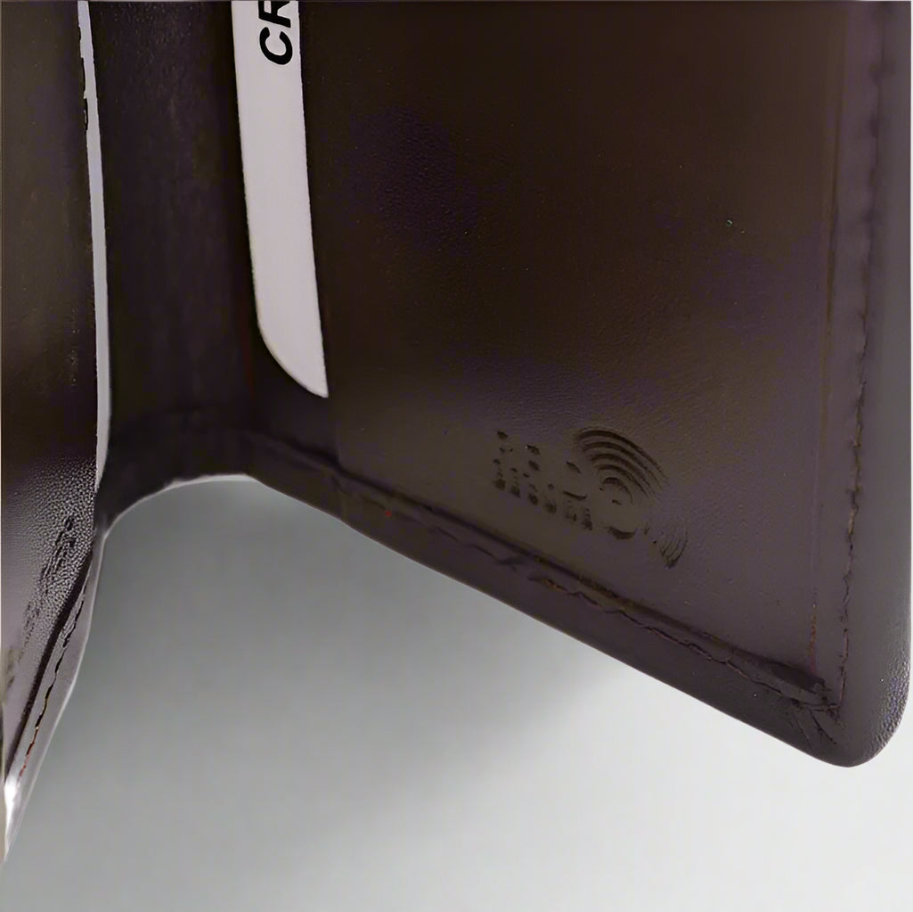 Claude Leather Card Holder