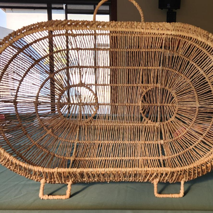 Kukon - Luxury Elevated Pet Baskets - XL Sumpremo