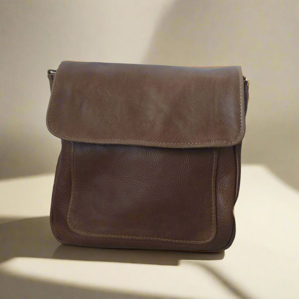 Mini Huxley Leather Hand Bag