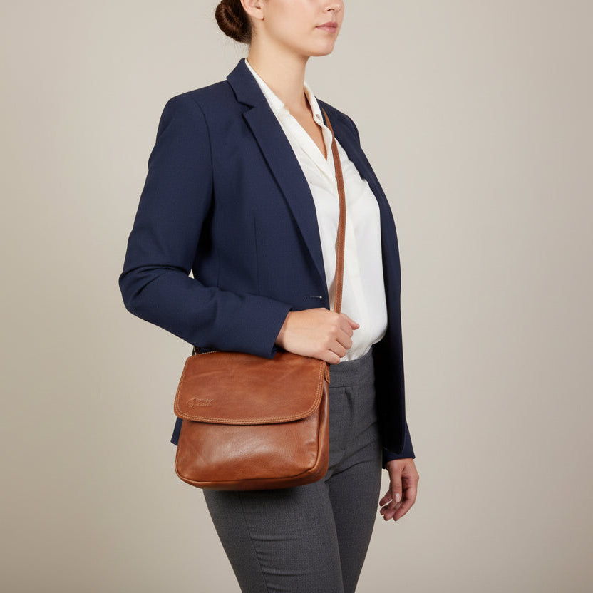 Huxley Leather Hand Bag