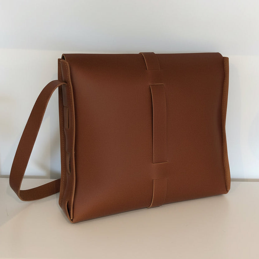 Classic Leather Messenger Bag