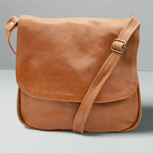 Huxley Leather Hand Bag and Bodywash