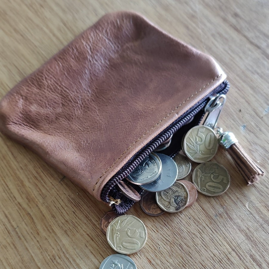 Coin Purse with Tassle – Minx Leather SA