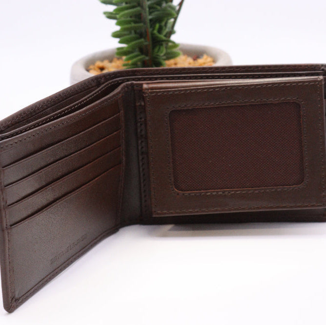 Chow Bello Leather Wallet